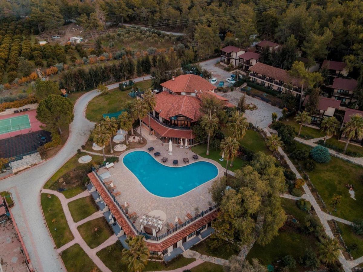 Hotel Berke Ranch&Nature ケメル エクステリア 写真