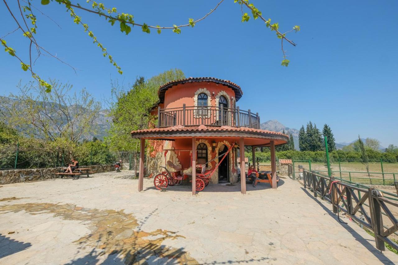 Hotel Berke Ranch&Nature ケメル エクステリア 写真